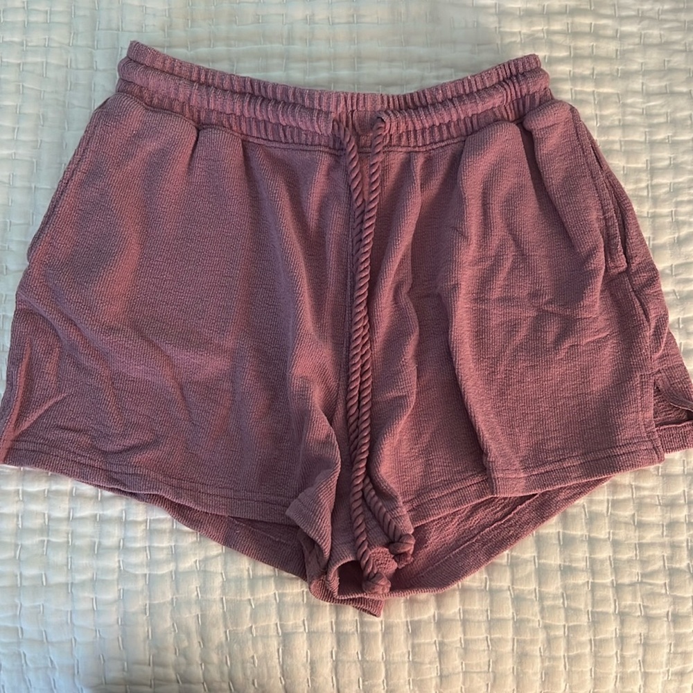 Universal Thread Shorts